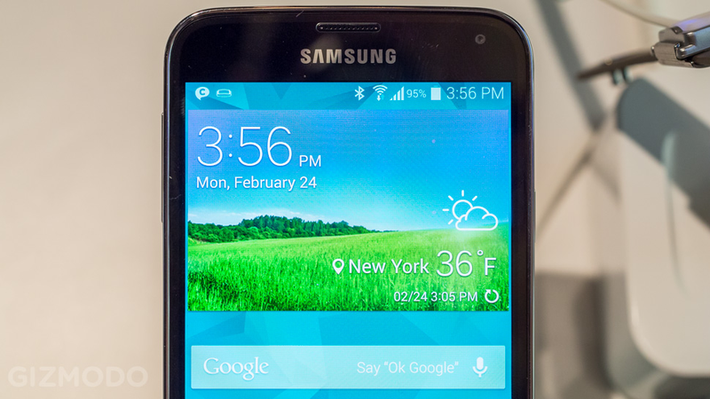 Illustration for article titled Samsung Galaxy S5 Hands On: A Tiny Dimpled Step Into the Future